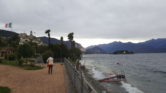 Macht nicht so richtig Spaß, so beschließen wir mit dem ersten Zug wieder zurück zu fahren