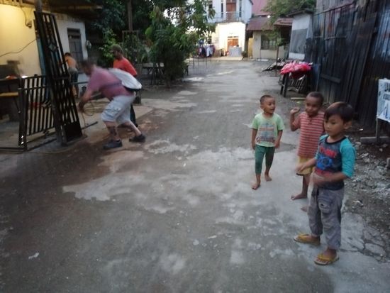 Er darf und hat gleich Zuschauer...