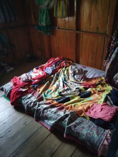 Hier bekommen wir das Elternschlafzimmer unserer Gastfamilie zum Schlafen