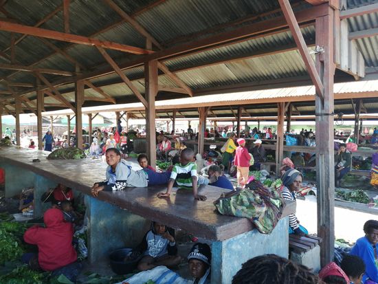 3 Sorten Süßkartoffeln und Passionsfrüchte, Möhren und Ingwer...