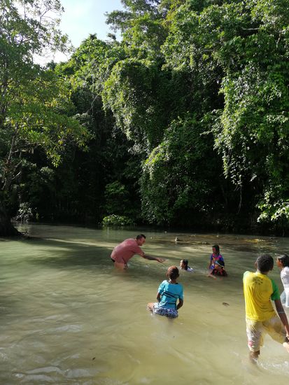 Dirk hat zum Glück keine Berührungsängste...