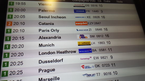 Hurra...da finden wir unseren Flug..