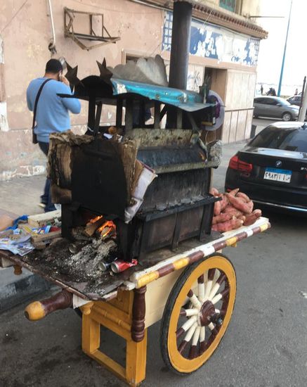 Hier gibt es gegrillte Süßkartoffeln