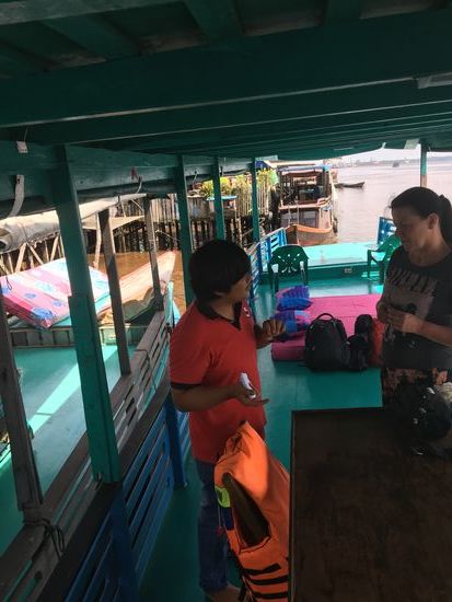 ...und erklärt kurz die Route..