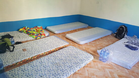 Wir 4 haben einen Raum für uns