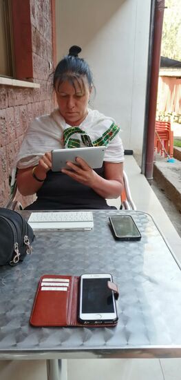 Vorher wird aber noch etwas gearbeitet und das funktionierende WLAN genutzt