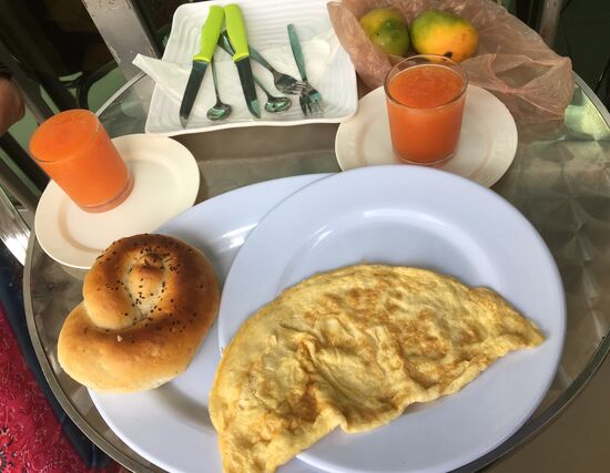 Auch das Bötchen mit dem gerösteten Sesam ist köstlich...