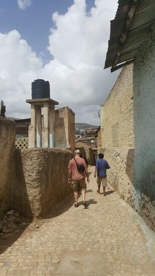 Harar ist die Stadt der 1000 Gassen und liegt auf 1850m Höhe