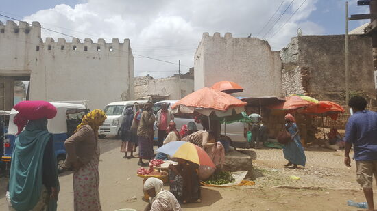 Hier wird wieder überwiegend Kath verkauft...