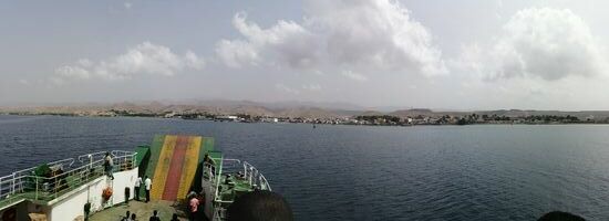 Panoramablick auf Tadjoura /Steuerbordseite)