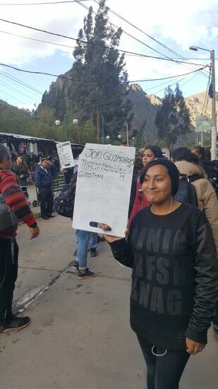 In Ollantaytambo werden wir schon erwartet. Ein Van fährt uns nach Cusco—alles top organisiert.