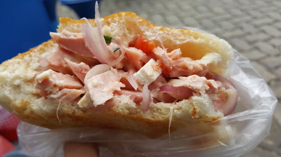 Mit viel Zwiebeln und dem guten weißen Käse