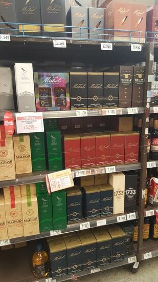 Und hier den „Pisco“ ind vielen verschiedenen Preisklassen