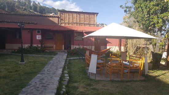 Der gemütliche Innenhof unseres Guesthouse...