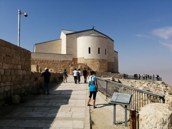 Die Mose-Memorialkirche auf dem Berg—393 erbaut und immer wieder umgestaltet