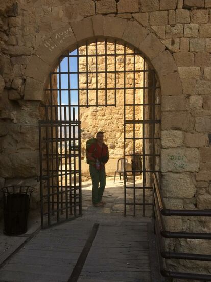 Ich betrete die Burg...