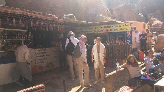 Natürlich auch hier wieder Kioske für Erfrischungen uns Snacks