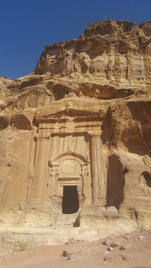 Wieder eine gut erhaltene Grabkammer