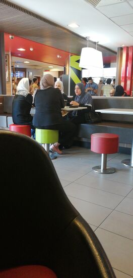 Auch Jordanierinnen mögen MC Donalds