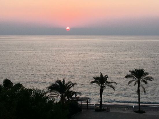 Wir erleben einen malerischen Sonnenuntergang...mal sehen, was der morgige Tag so mit sich bringt