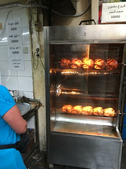 Gegrillte Hähnchen „to go“—wir nehmen uns eins mit!