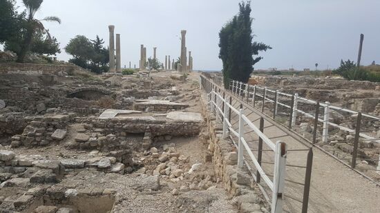 ...hier stehen nur noch einige Säulen...