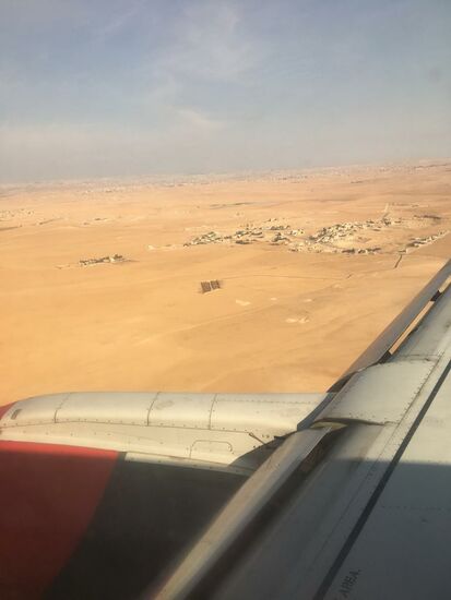 Landeanflug auf Amman. Jordanien hat riesige Wüstenflächen...