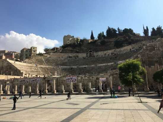 Das Nyphaeum geht direkt zum Amphitheter über...