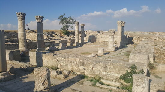 Sehr viele Tempelreste...