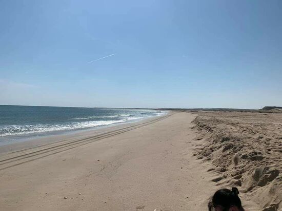 Keine Menscheseele ist hier...nur ein paar Fischer, die uns eine kleine Tour anbieten