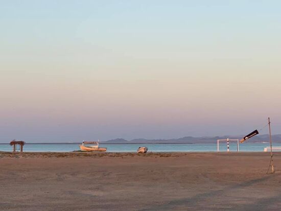 Blick von unserem Camp zum Meer