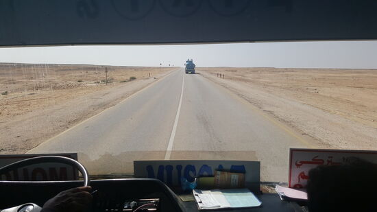 Ab und zu mal ein LKW...