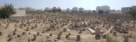 Hier ist ein alter verfallener. Friedhof