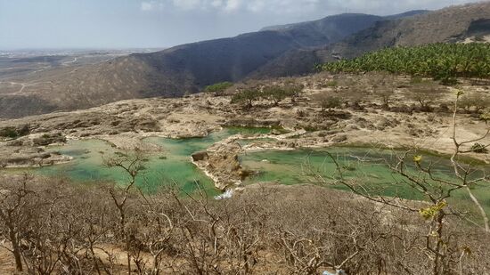 Wir hören ihn aber und kraxeln durch die Mondlandschaft etwas nach unten