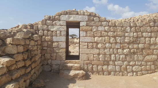 Diese Stätte ist ein ehemaliger Weihrauchhafen vom 4. oder 5. Jhd vor Chr