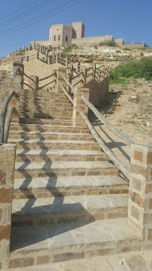 Hinauf gehts!! Das Castle war noch bis 1984 vom Bürgermeister bewohnt