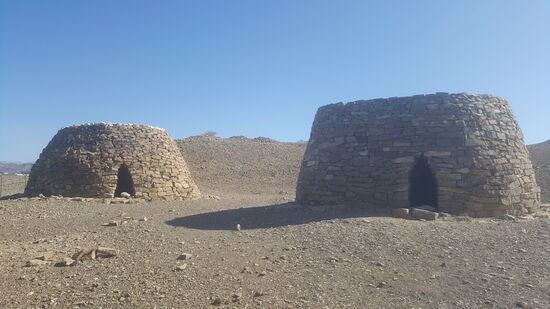 Menschliche Überreste wurden in den Gräbern nicht gefunden