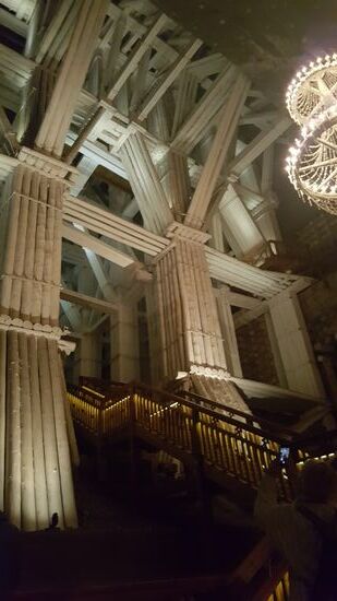 Diese Kammer ist 36m hoch