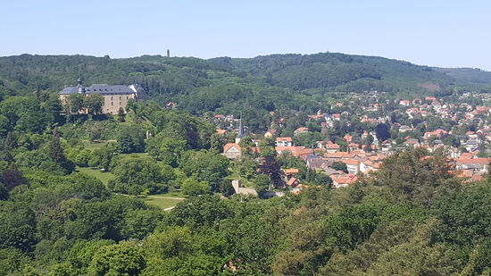 Oben bietet sich ein toller Blick auf Blankenburg