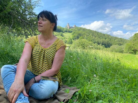 10km sind wir gewandert--noch ca 3km sind es bis Gerolstein. Irgendwann verließen wir den Eifelstieg und kamen auf einen Rad-Wanderweg