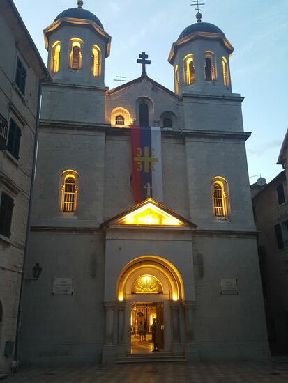 Das Ganze dann noch mal Abends mit Beleuchtung