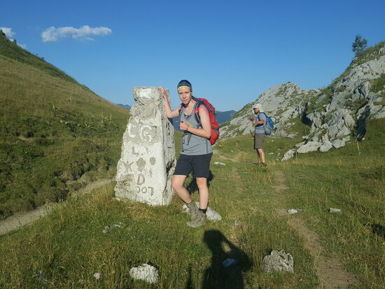 Grenzstein Albanien-Montenegro