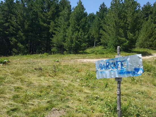 Interessantes Hinweisschild