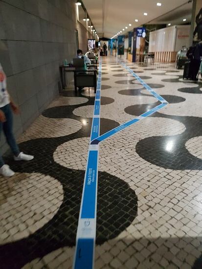 Weiter gehts zum Test. Es ist wenig los, so kommen wir schnell durch