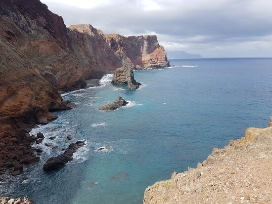 Die Küste erinnert an Irland