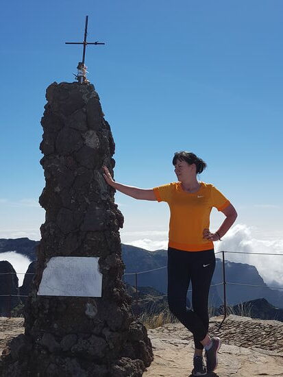 Nach guten 3 Stunden, um 14 Uhr sind wir oben