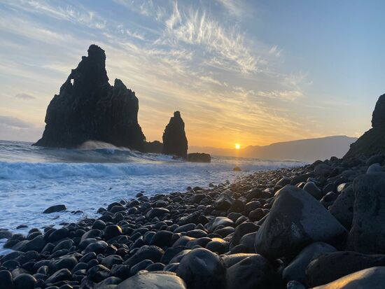 Leider kam eine große Welle und durchnässte Fotograf und Kamera. Somit folgen weiter Handyfotos...