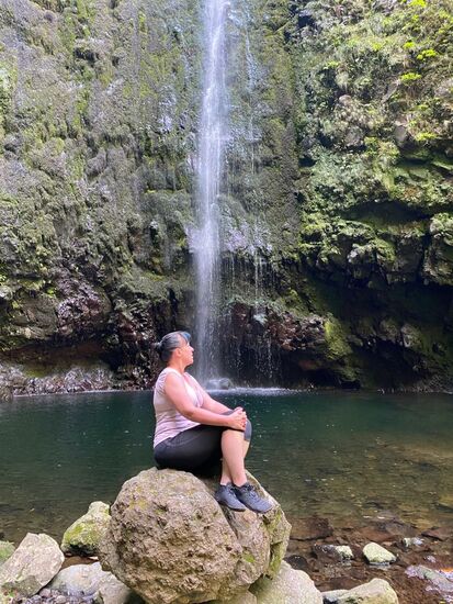 Nach ca 6,4km erreichen wir den Wasserfall „Grüner Kessel“