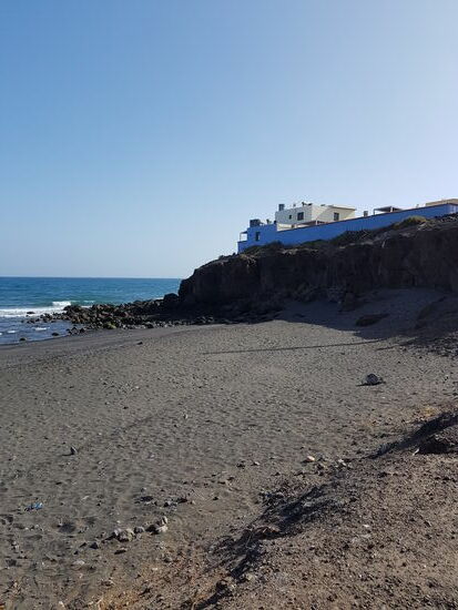 Dort hinten auf dem Berg ist es!
