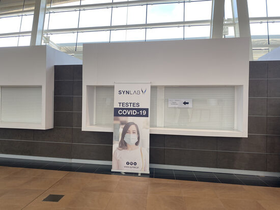 Für die Rückreise benötigen wir einen „Antigen“-Test, den man gut am Airport Faro machen kann.